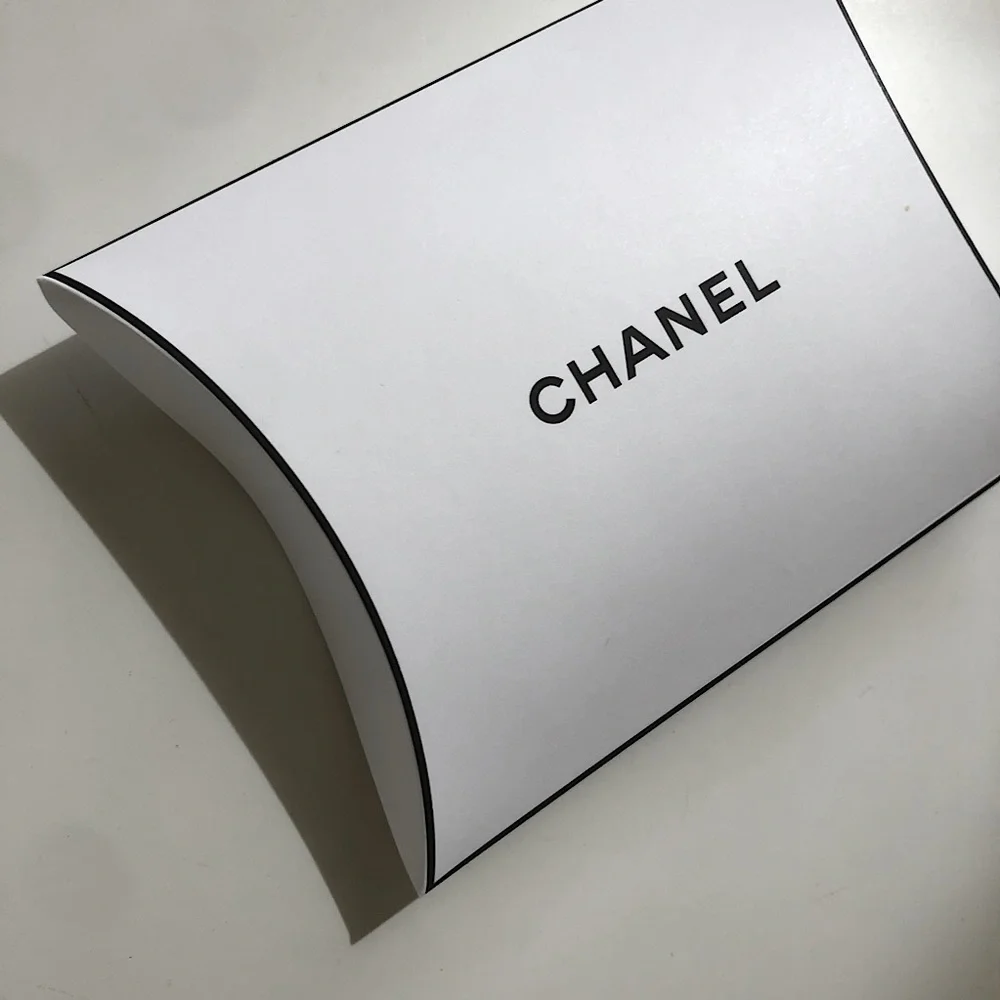CHANEL Gift Makeup Beauty Foldable Box Black White Designer Luxury NEW